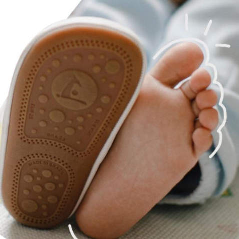 Sapatinho infantil: aprenda a identificar um sapato confortável