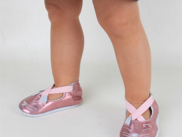 Por que muitos pais optam por sapatinho infantil da marca Babo Uabu?